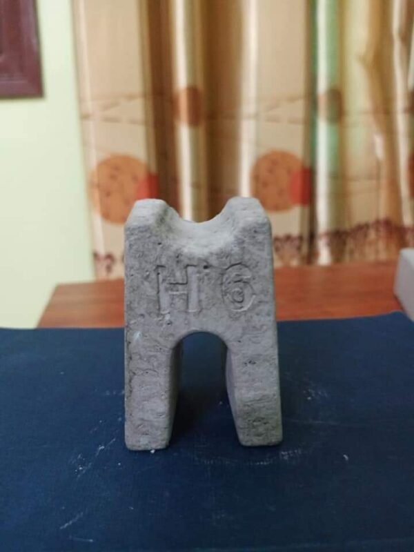 Khuôn đúc con kê bê tông H6